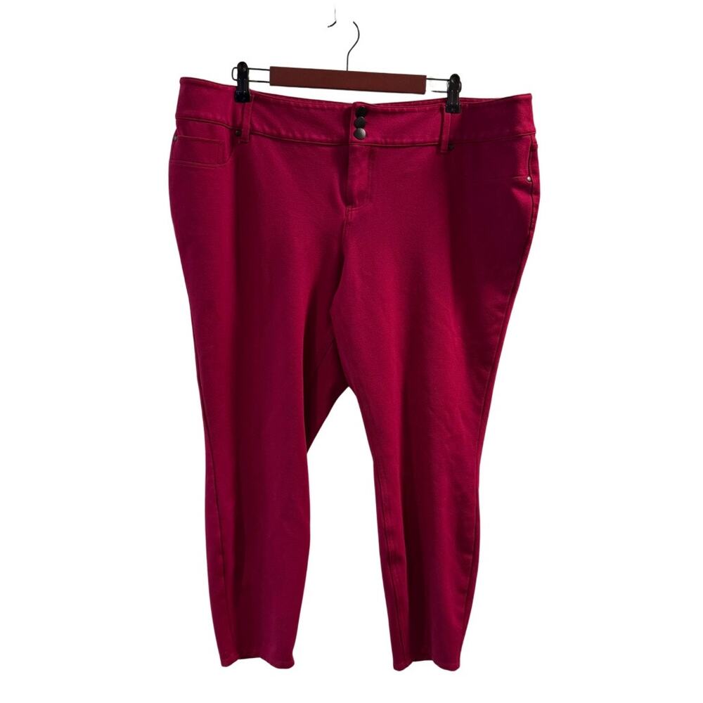 Torrid Women’s Fuchsia Ankle Slacks Size 22
